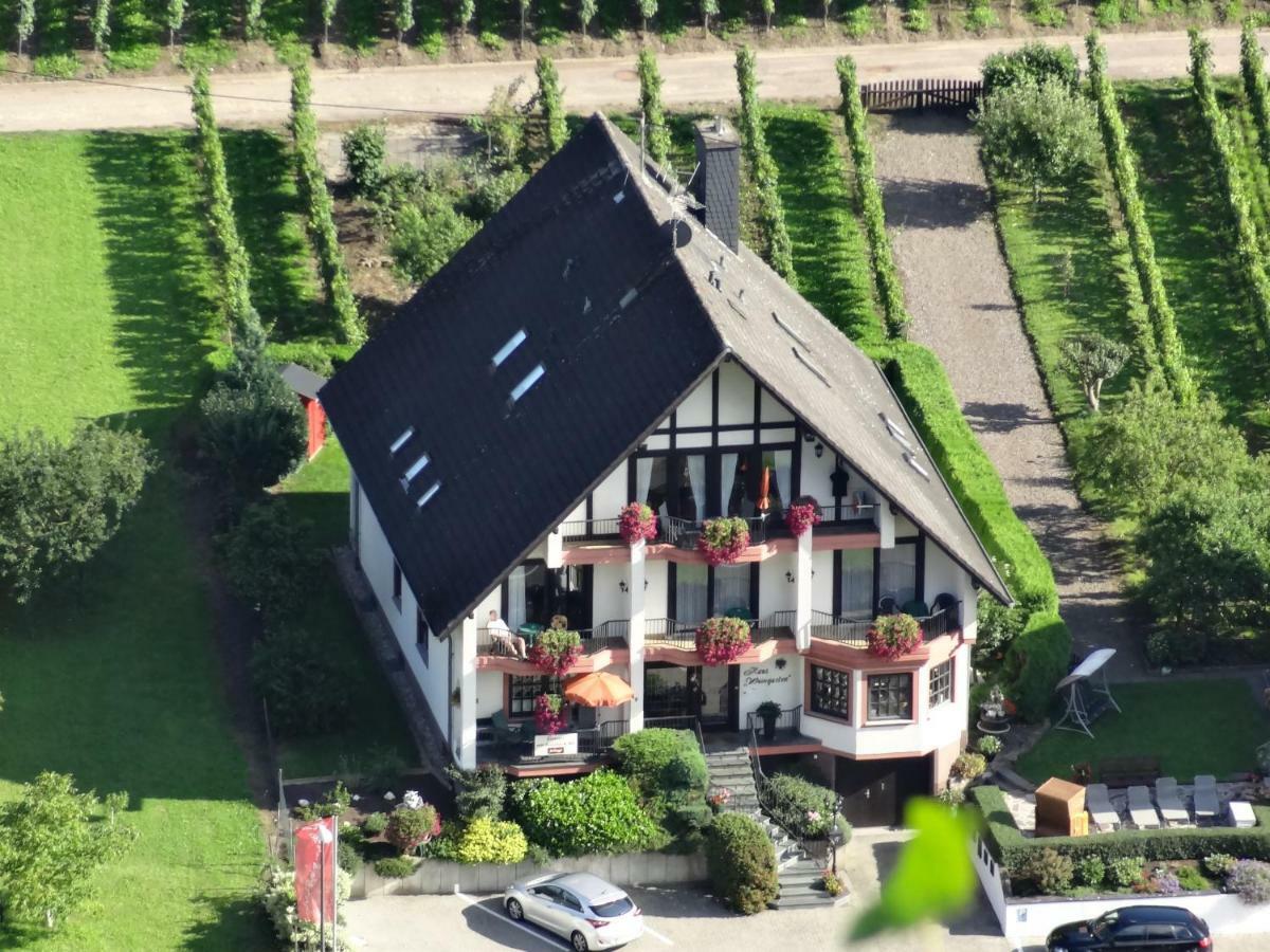 Haus Weingarten Appartements-Zimmer Ernst Exterior photo